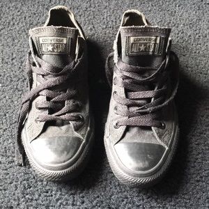 Black Converse